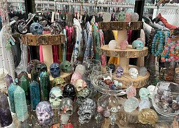 Lethbridge Boutiques De Cadeaux Meadow Lane Candy & Gift shop