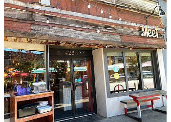 Vancouver vegetarian restaurant MeeT on Main