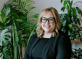Melissa Oakley - OAKLEY FAMILY LAW Melissa Oakley - Calgary, AB Divorce Lawyers - Lawyer Portrait Image