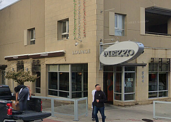 Windsor Restaurants Italiens Mezzo Ristorante & Lounge