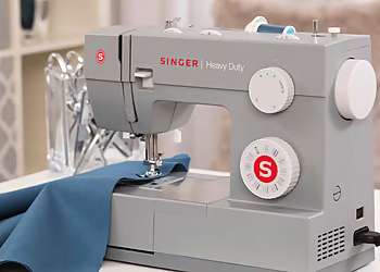 Michaels - Saint John, NB Sewing Machine Stores - Sewing Machine Display Image