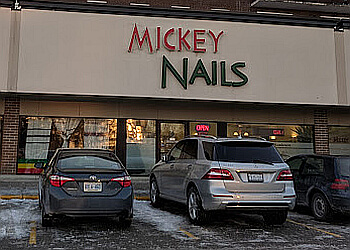 Guelph nail salon Mickey Nails Spa