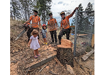 Kelowna Services d'arboriculteur Microbe Tree Service