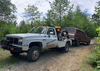 Nanaimo towing service Mid Island Towing & Transport Ltd.
