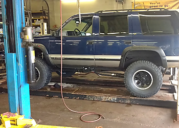 Brantford car repair shop Midas Brantford