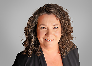 Victoria financial service Midori Hillis, CFP - IPC SECURITIES CORPORATION 