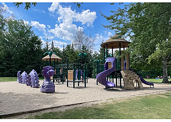 Barrie public park Minet’s Point Park & Beach