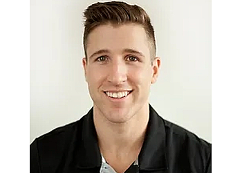 Aurora Ostéopathes Mitchell Fitzpatrick, DOMP - OSTEOALIGN