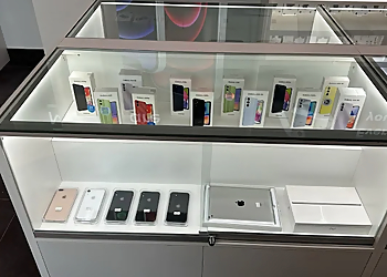 Mobile Care - North Bay, ON Cell Phone Repair - Business Interior Image