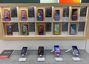 Mobile Klinik CF Fairview Park Mall - Kitchener, ON Cell Phone Repair - Business Gallery Image