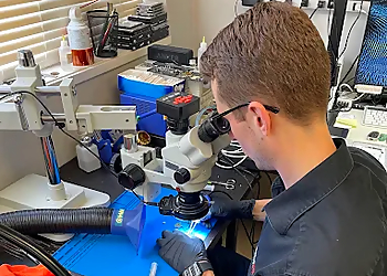 Mobile Klinik Mid Island Nanaimo - Nanaimo, BC Cell Phone Repair - Work Image