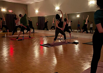 Milton yoga studio Modo Yoga Milton