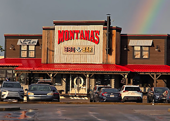 Edmonton bbq restaurant Montana's BBQ & BAR Edmonton