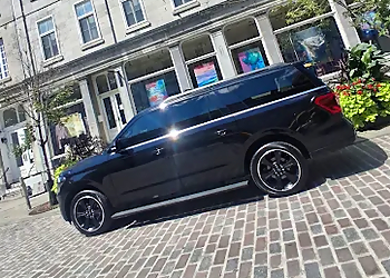 Montreal Limo Services - Montreal, QC Limo Service - Service Image