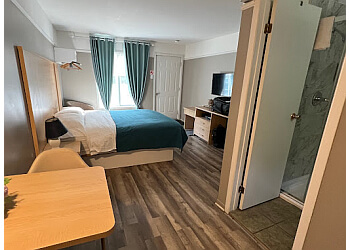 Mirabel hotel  Motel au P'tit Sapin