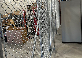 Toronto fencing contractor Mr. Fencee Inc.