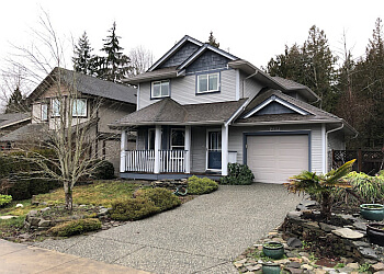 Nanaimo window cleaner Mr. Sparkle Exterior Cleaning