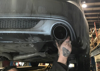 Grande Prairie Garage de réparation voiture Muffler Man Mechanical