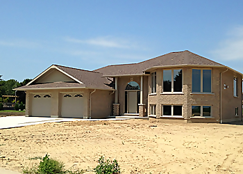 Multi Construction Inc. - Chatham, ON Constructeurs De Maisons - Professional Highlights