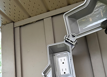 Murrant Electric Inc - Belleville, ON Electricians - Tools and Equipment Image