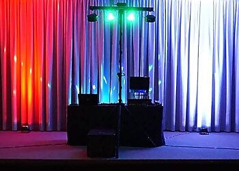 Brantford dj Music Mania DJ Services