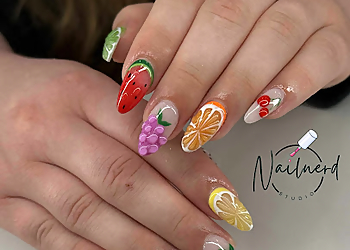 St Albert nail salon Nail Nerd Studio