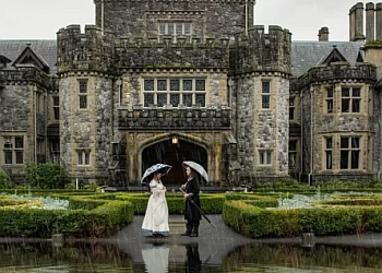 Victoria wedding photographer Naomi Maya Photography