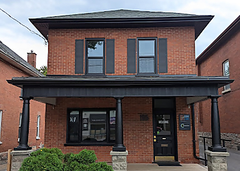 Peterborough estate planning lawyer Nathan Higgins - EVANS DE VRIES HIGGINS LLP