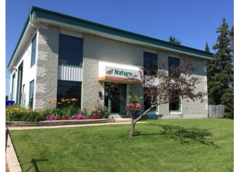 Gatineau lawn care service Pelouse NaturePro