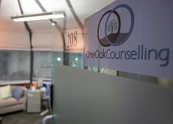 Naushina Kiely, BA, MA, RCC-ACS - ONE OAK COUNSELLING - Burnaby, BC Marriage Counselling - Clinic Interior Image