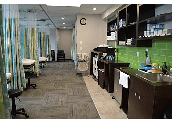 Sherwood Park Physiothérapie Navdeep Kaur, PT, BPT, CMT, MIAP, MCPA - EMERALD HILLS PHYSIO & SPORT CLINIC