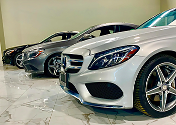 Brampton Concessionnaires de voiture D'occasion Nawab Motors