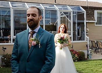 Nazila studio Nazila studio - Dollard des Ormeaux, QC Photographes De Mariage - Project Image