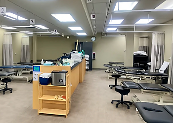 Nelson Cuff, PT - LIFEMARK GRANDE PRAIRIE - Grande Prairie, AB Physiothérapie - Clinic Interior Image