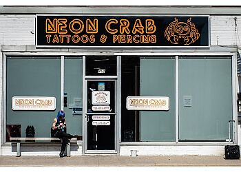Sarnia Salons de tatouage Neon Tattoos & Piercing