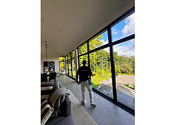 Blainville window cleaner Nettoyage Vitro Plus