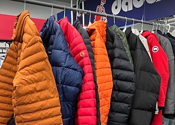 Mirabel dry cleaner Nettoyeur Daoust