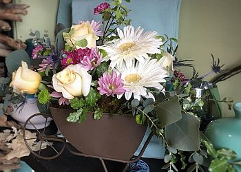 Lethbridge florist New Hope YQL