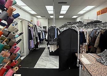 Newmarket Plaza Cleaners - Newmarket, ON Dry Cleaners - Business Interior Image