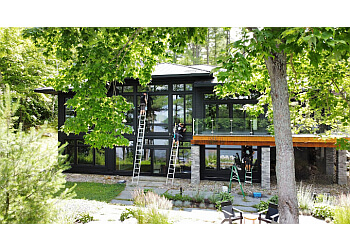 Niagara Falls window cleaner Next Gen Window Cleaning