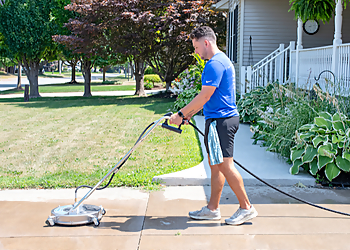 Niagara ClearView Services - Niagara Falls, ON Window Cleaners - Service Image
