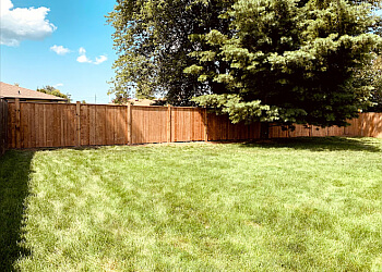 Niagara Falls fencing contractor Niagara Post Holes and Fencescaping