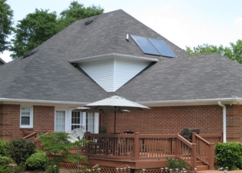 Niagara RoofMasters Inc. - St Catharines, ON Couvreurs - On-Site Service Image