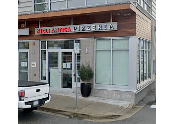 North Vancouver italian restaurant Nicli Antica Pizzeria