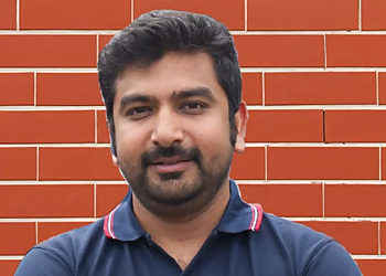 Nischay (Nick) Modi, PT, COMT - MM PHYSIO Nischay (Nick) Modi, PT, COMT - MM PHYSIO - Cambridge, ON Physical Therapists - Doctor Portrait Image