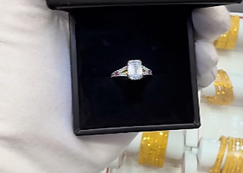 Nivi Jewellery - Ajax, ON Jewellery - Ring Display Image