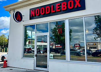 Brantford vietnamese restaurant Noodlebox