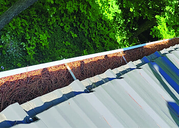 Barrie gutter cleaner North Pro Home & Cottage Services