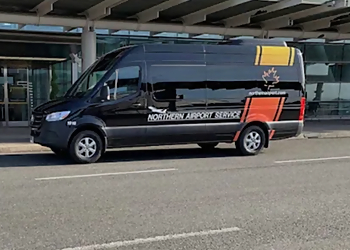 Northern Airport Service - North Bay, ON Service De Limousine - Service Image