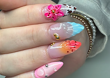 London nail salon Nu Nails and Spa